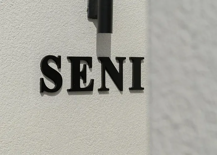 Anirami & Seni Villa Uluwatu (Bali)