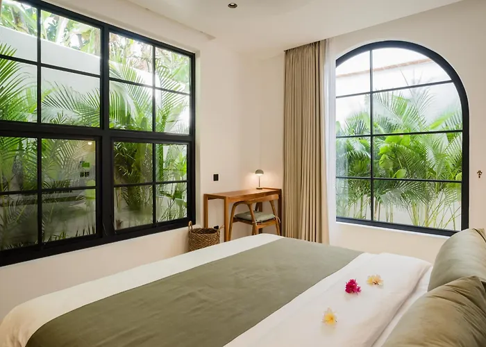 Anirami & Seni Villa *
