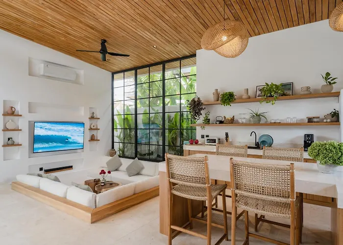 Anirami & Seni Villa Uluwatu (Bali)