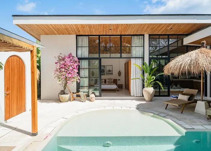 Anirami & Seni Villa *