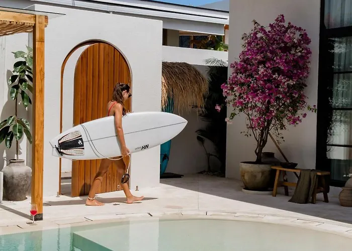 Anirami & Seni Villa Uluwatu (Bali)